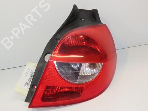Høyre baklys Høyre baklys RENAULT CLIO III (BR0/1, CR0/1) 1.5 dCi (BR17, CR17) (86 hp) 28067738 28067738