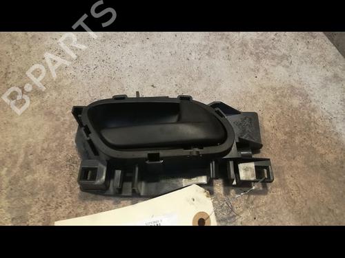 Used Front right interior door handle Front right interior door handle PEUGEOT PARTNER Box Body/MPV 1.6 HDi (75 hp) 9610821 9610821