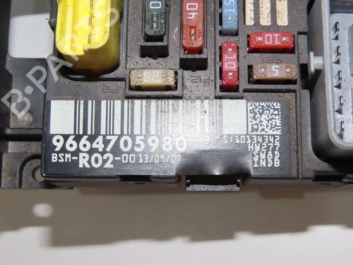 Zekeringkast PEUGEOT 407 SW (6E_, 6D_) 2.0 HDi 135 | BP30630821E1