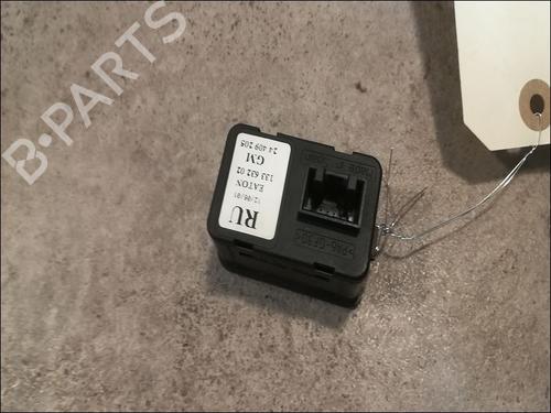 Used Left front window switch OPEL CORSA C (X01) 1.0 (F08, F68) (58 hp) 9607726