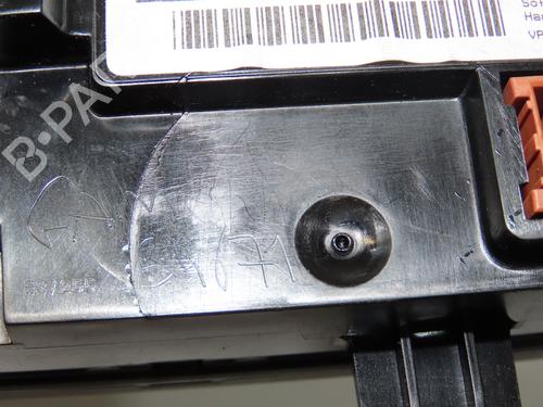 Instrument cluster CITROËN C4 CACTUS 1.2 THP 110 | BP33893124C47 - Image 5