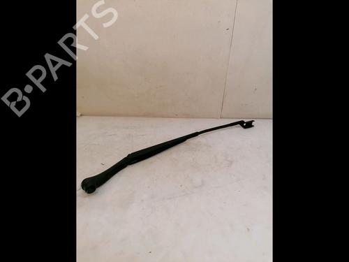 Used Front windshield wiper arm PEUGEOT RCZ 2.0 HDi (163 hp) 16769870
