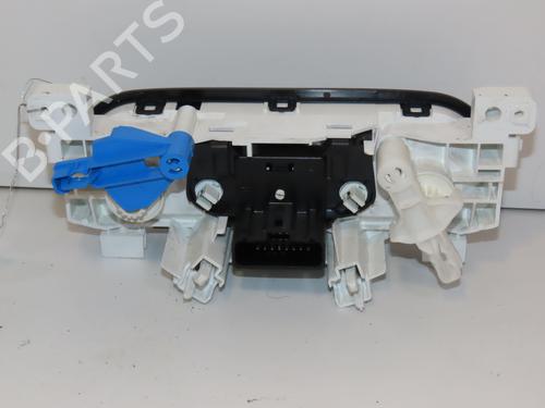 Climate control RENAULT TRAFIC III Van (FG_) 1.6 dCi 125 (FGMH) | BP28572991I5 