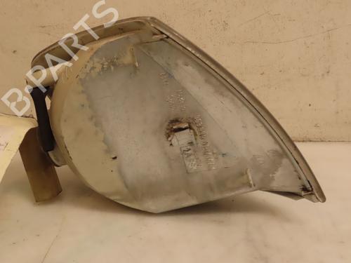 Used Left front indicator VW POLO (6N2) 1.4 16V (75 hp) 16572940