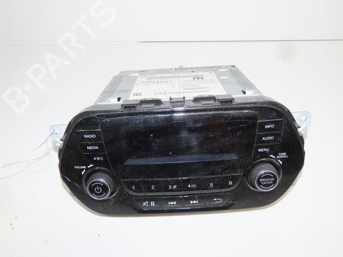 Used Radio Radio 37252336 37252336