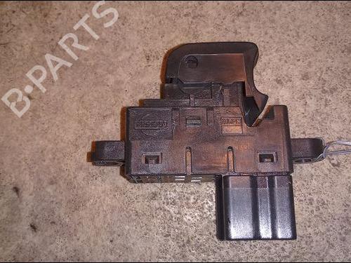 Right rear window switch NISSAN QASHQAI I (J10, NJ10) 2.0 dCi | BP9617700I28