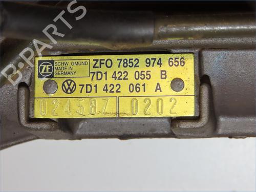 Used Steering rack VW TRANSPORTER T4 Bus (70B, 70C, 7DB, 7DK, 70J, 70K, 7DC, 7DJ) 2.5 TDI (151 hp) 28829649