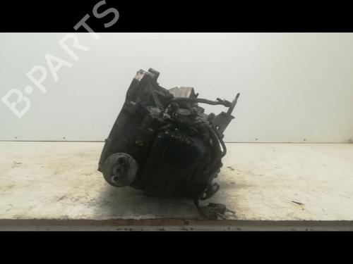 Used Gearbox RENAULT LAGUNA II (BG0/1_) 2.2 dCi (140 hp) 9600097