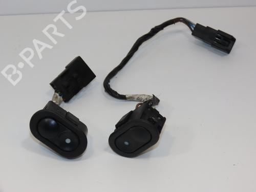 Used Left front window switch Left front window switch OPEL CORSA B (S93) 1.4 i (F08, F68, M68) (60 hp) 17488327 17488327