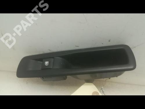 Used Right rear window switch Right rear window switch RENAULT MEGANE III Grandtour (KZ0/1) 1.5 dCi (KZ09, KZ0D, KZ1G, KZ29, KZ14, KZ1W, KZ10, KZ1F,... (110 hp) 9598779 9598779