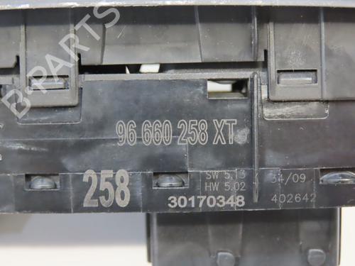 Left front window switch CITROËN C5 III Break (RW_) 2.0 HDi 140 | BP29469778I27 