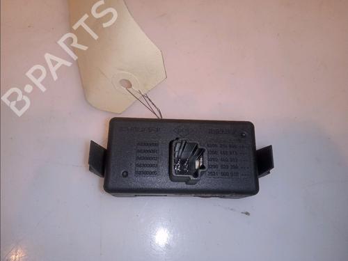 Used Warning switch Warning switch RENAULT KANGOO / GRAND KANGOO II (KW0/1_) 1.5 dCi 90 (KW05, KW08, KW0G, KW11) (90 hp) 13357008 13357008