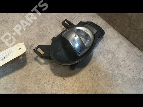 Used Front left interior door handle NISSAN JUKE (F15) 1.2 DIG-T (115 hp) 9611933