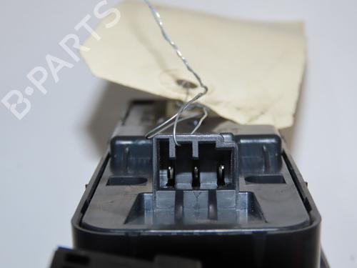 Left front window switch VOLVO V40 Cross Country (526) D2 | BP32511499I27 - Image 4