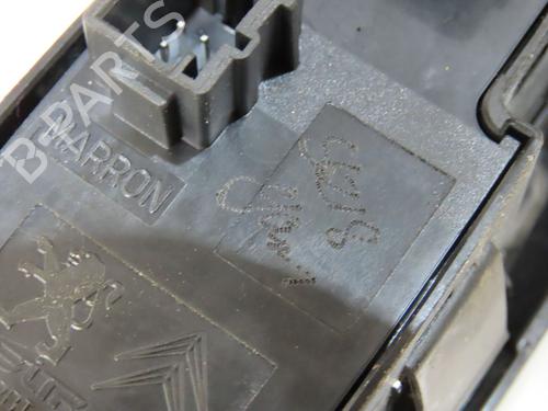 Left front window switch PEUGEOT 5008 (0U_, 0E_) 1.6 BlueHDi 120 | BP36495253I27 - Image 3