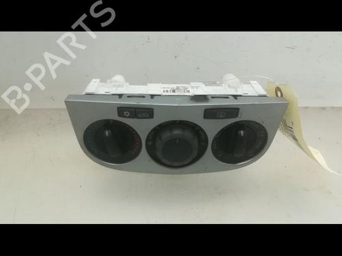 Used Climate control Climate control OPEL CORSA D (S07) 1.4 (L08, L68) (90 hp) 9597877 9597877