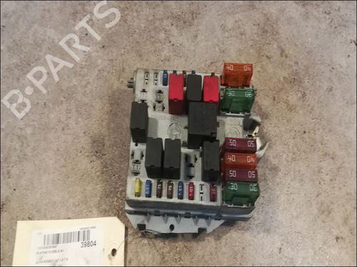 Used Fuse box Fuse box 9611814 9611814