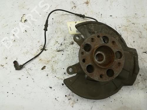 Used Right front steering knuckle Right front steering knuckle MERCEDES-BENZ A-CLASS (W168) A 170 CDI (168.008) (90 hp) 36493945 36493945