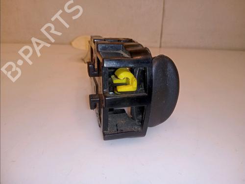 Used Front left interior door handle NISSAN TERRANO II (R20) 3.0 Di 4WD (154 hp) 13310327