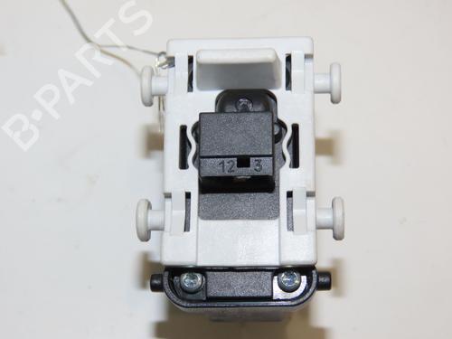 Right rear window switch MERCEDES-BENZ CLK (C209) CLK 270 CDI (209.316) | BP18148783I28
