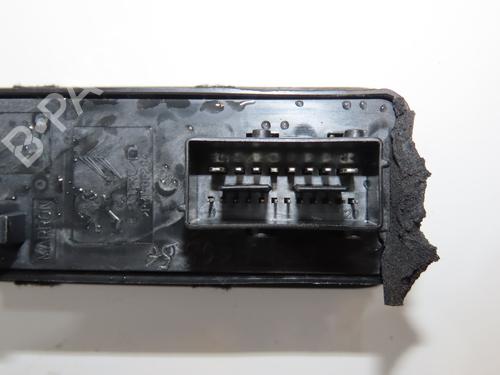 Left front window switch CITROËN C5 III (RD_) 2.0 HDi 140 (RDRHF8, RDRHFA, RDRHA8, RDRHAJ) | BP30978875I27