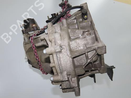 Used Gearbox KIA SPORTAGE III (SL) 1.7 CRDi (116 hp) 32150736