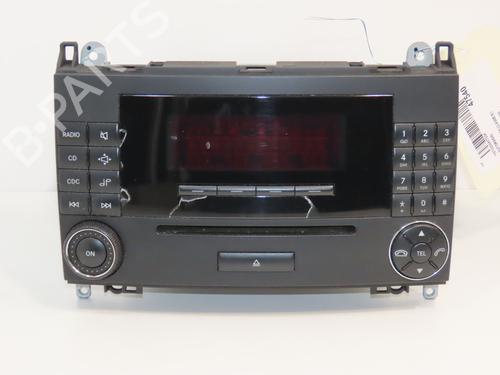 Used Radio MERCEDES-BENZ B-CLASS Sports Tourer (W245) B 200 CDI (245.208) (140 hp) 18129665