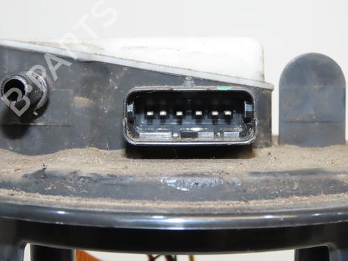 Used Fuel pump Fuel pump CITROËN C4 CACTUS 1.2 THP 110 (110 hp) 33893096 33893096