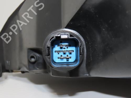 Right headlight FORD FOCUS I Turnier (DNW) 1.8 Turbo DI / TDDi | BP23177641C29