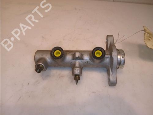 Used Brake master cylinder NISSAN X-TRAIL I (T30) 2.2 dCi 4x4 (136 hp) 12431567