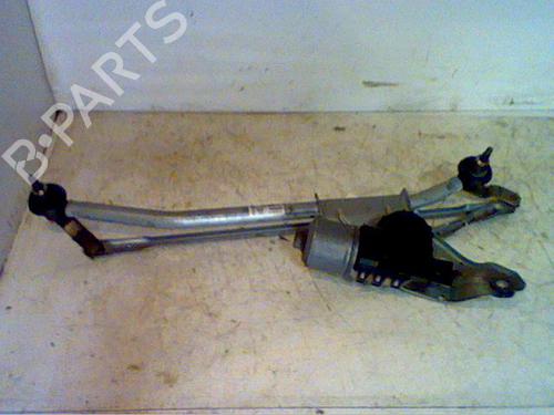 Used Front wiper motor DACIA SANDERO 1.2 16V (75 hp) 23178333