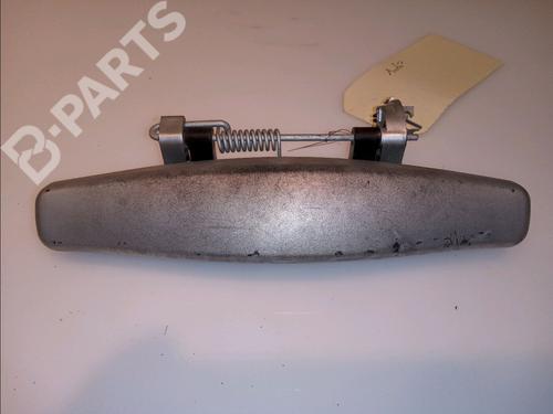 Used Front left exterior door handle DACIA SANDERO 1.4 (BS0C, BS0A, BS0G, BS1F, BS0E) (75 hp) 11102336