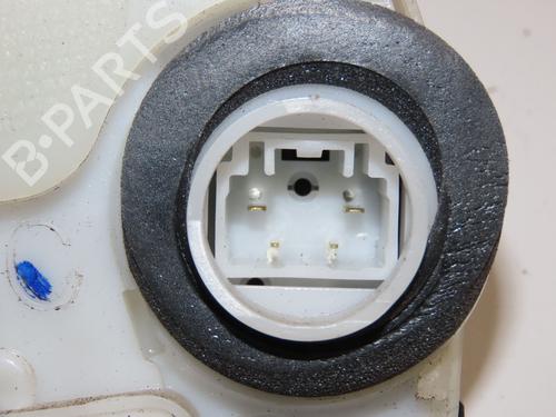 Rear left lock TOYOTA YARIS (_P13_) 1.5 Hybrid (NHP130_, NHP130) | BP28802125C100