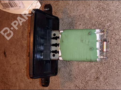 Used Heater resistor DACIA SANDERO II 1.0 SCe 75 (B8JC, B8JD) (73 hp) 11677347