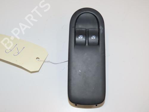 Left front window switch RENAULT MEGANE II (BM0/1_, CM0/1_) 1.6 16V | BP29469776I27