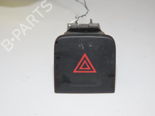Used Warning switch Warning switch RENAULT KADJAR (HA_, HL_) 1.6 dCi 130 (HLA4) (130 hp) 32740683 32740683