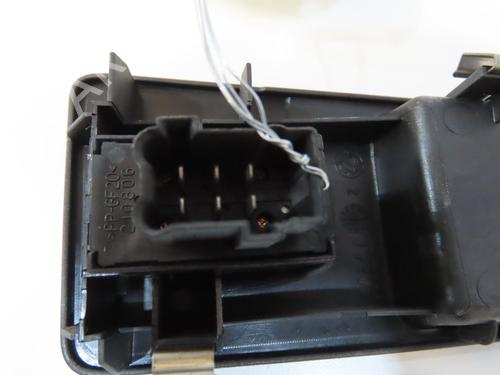 switch-fiat-grande-punto-199_-2005-36396056 main image