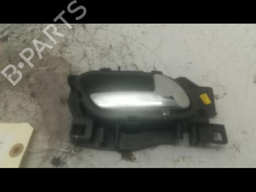 Used Front right interior door handle Front right interior door handle 9602013 9602013