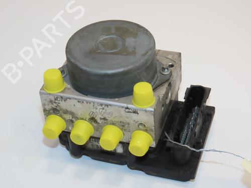Used ABS pump RENAULT SCÉNIC II (JM0/1_) 1.6 16V (JM1R) (112 hp) 9600004