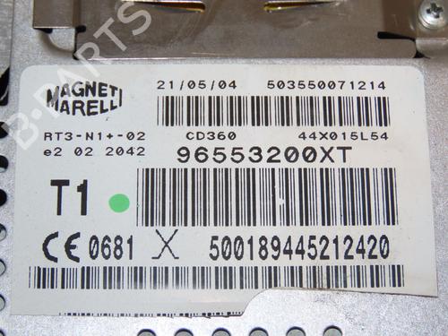 Used Radio PEUGEOT 206 Hatchback (2A/C) 1.6 16V (109 hp) 28968043