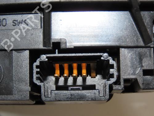 Steering column stalk PEUGEOT 5008 (0U_, 0E_) 1.6 HDi | BP30867355I23