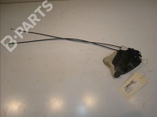 Højre fortil lås TOYOTA YARIS (_P9_) 1.4 D-4D (NLP90_, NLP90R) (90 hp) 11102768