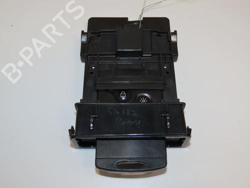 Card reader RENAULT LAGUNA III (BT0/1) 2.0 dCi (BT07, BT0J, BT14, BT1A, BT1S) | BP28829727E4 