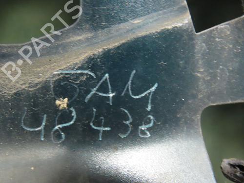 Used Right front door Right front door 20217577 20217577
