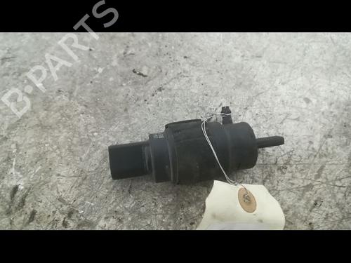 Used Washer pump Washer pump AUDI A4 B8 (8K2) 2.0 TDI (143 hp) 14881477 14881477