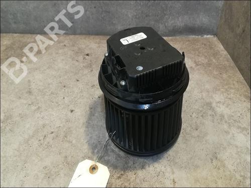 Varmeblæser FORD FOCUS C-MAX (DM2) 2.0 TDCi (133 hp) 9601958