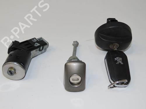 Used Electronic module Electronic module PEUGEOT 208 I (CA_, CC_) 1.2 VTI 82 (82 hp) 31324635 31324635