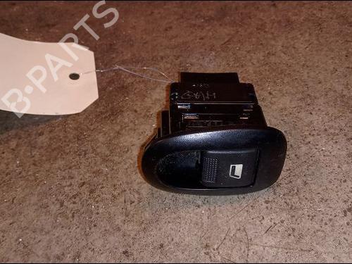 Used Right rear window switch Right rear window switch CITROËN C3 I (FC_, FN_) 1.4 HDi (68 hp) 9617613 9617613