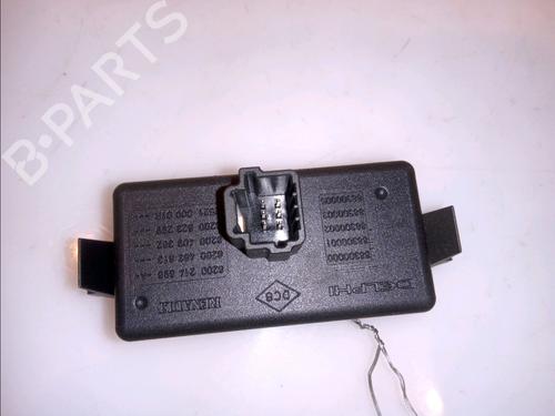 Used Warning switch RENAULT MEGANE III Hatchback (BZ0/1_, B3_) 1.4 TCe (BZ0F, BZ1V) (131 hp) 11114525