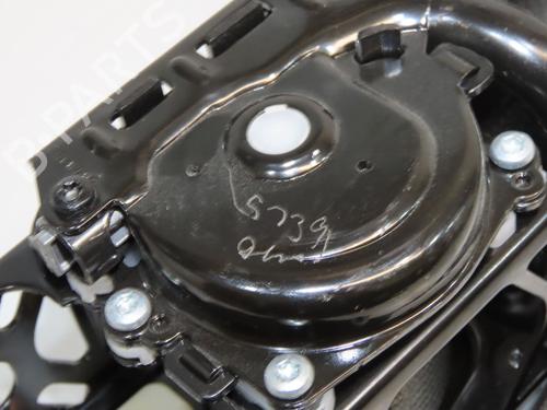 Used Front left belt tensioner Front left belt tensioner TOYOTA YARIS (_P13_) 1.5 Hybrid (NHP130_) (101 hp) 33711671 33711671